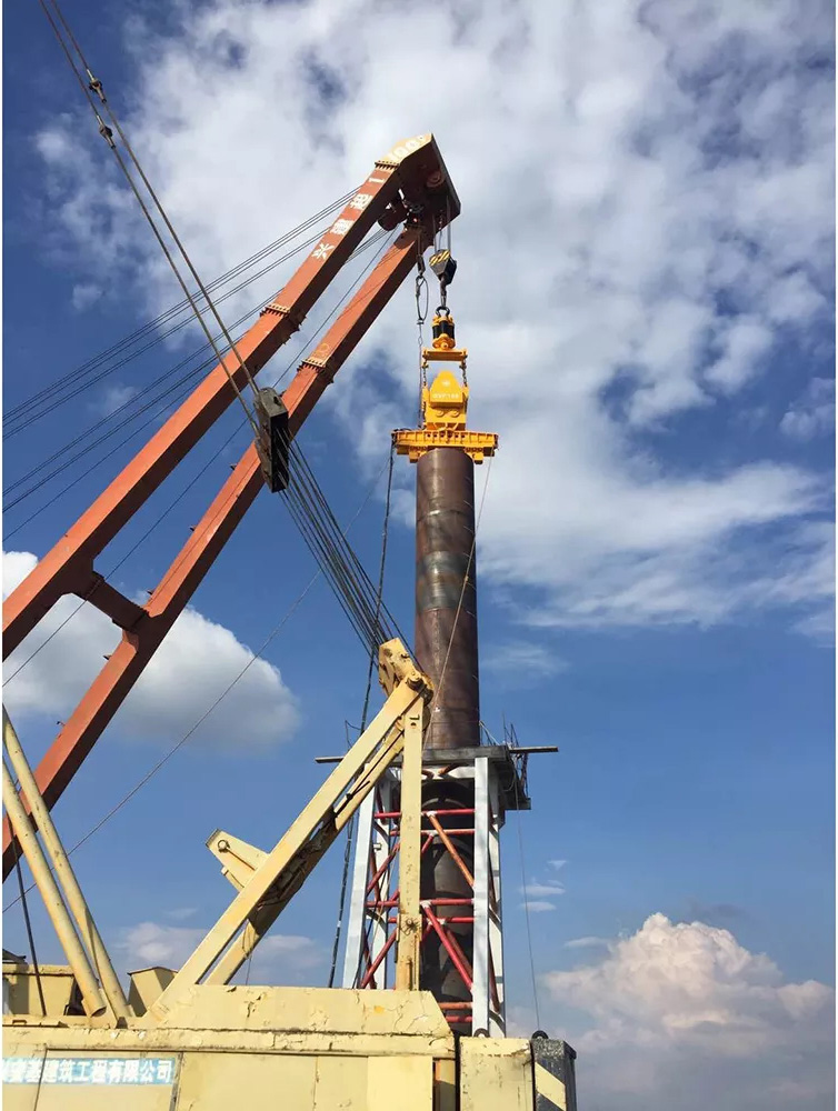 DZP180免共振振動錘柬埔寨磅湛湄公河大橋